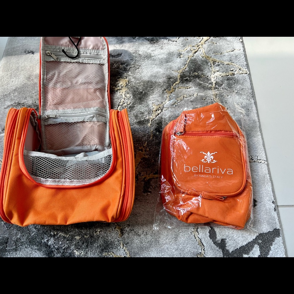 Backpack - Picture 2 of 9